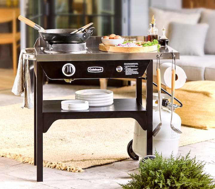 Outdoor Wok Station with food